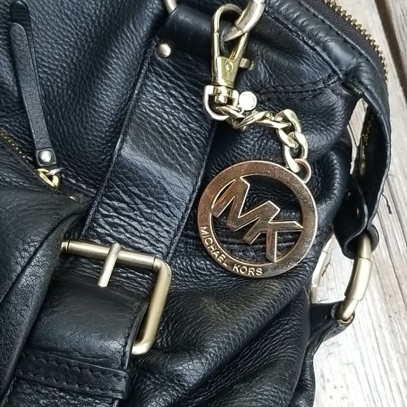 👜Michael Kors Austin black leather satchel - Picture 11 of 11